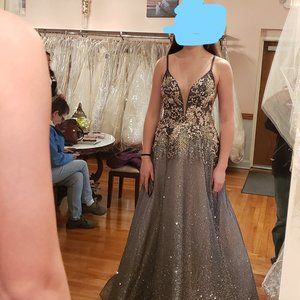 Stunning (prom dress)